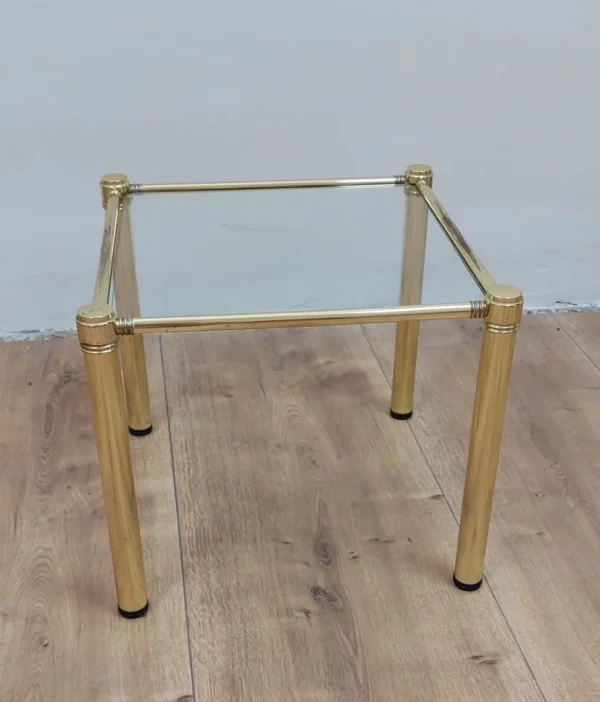 Glastisch Messing, 40x40cm, Standbeine und Rahmen aus Rundem Messing (goldfarben), Tischplatte aus Glas